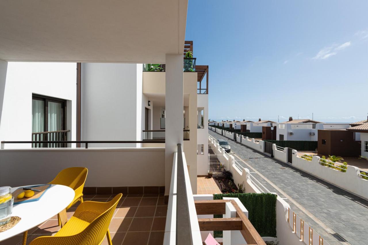 Homeforguest Apartamento En Residencia De Lujo Con Terraza Y Piscina La Guirra Εξωτερικό φωτογραφία